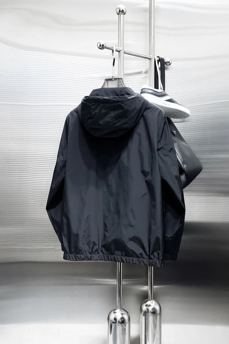 TimelessDesign Louis Vuitton Outwear 137754