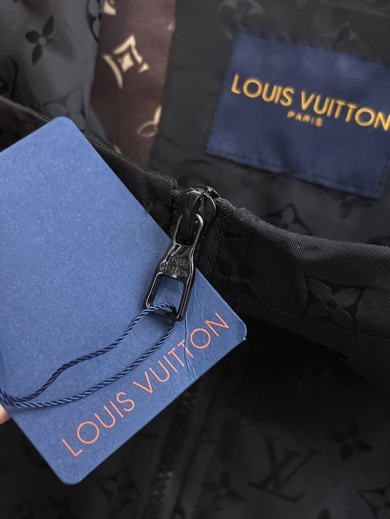 ModernLook Louis Vuitton Outwear 137750