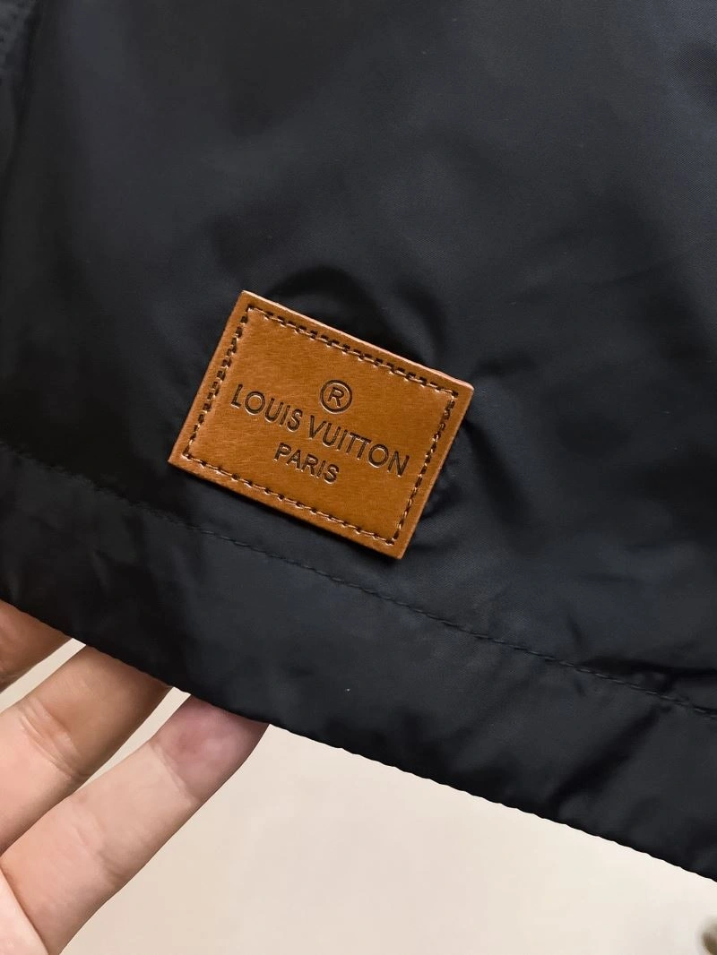 Louis Vuitton Outwear FreshLook 137745