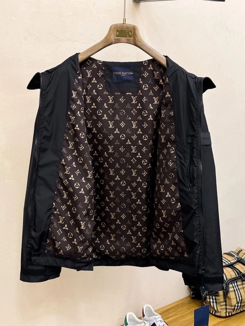 Louis Vuitton Outwear FreshLook 137745