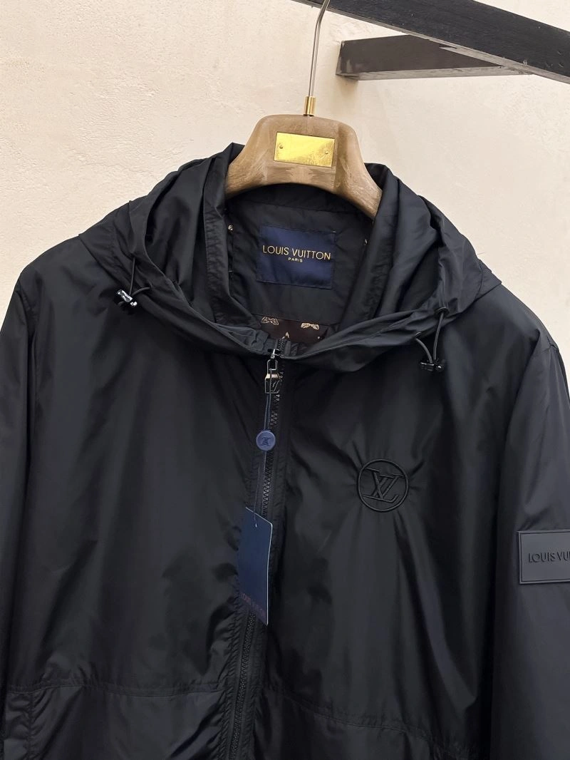 Louis Vuitton Outwear FreshLook 137745