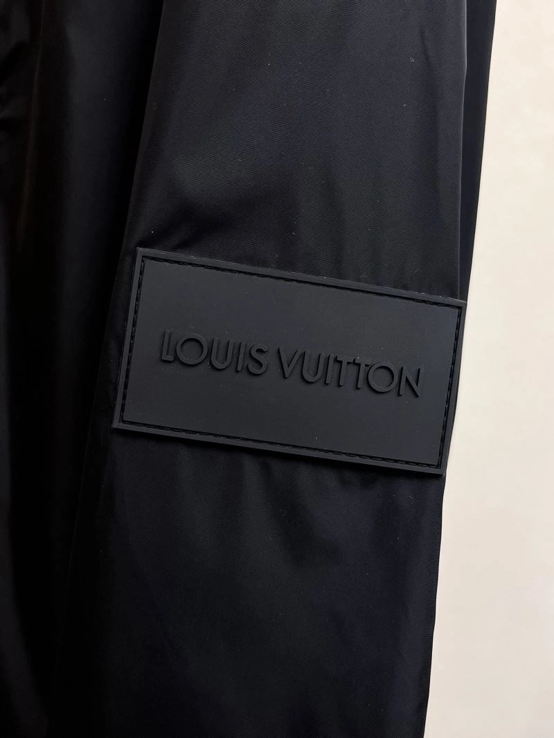 Louis Vuitton Outwear FreshLook 137745