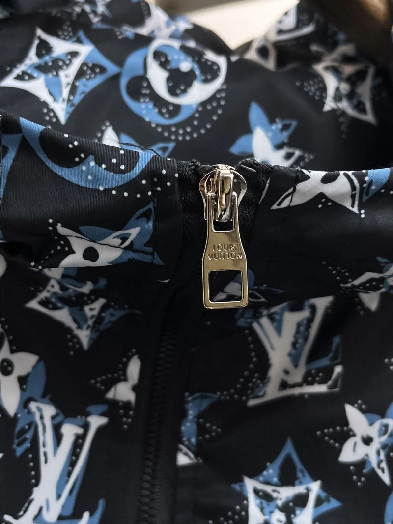 Louis Vuitton Outwear SmoothTexture 137741