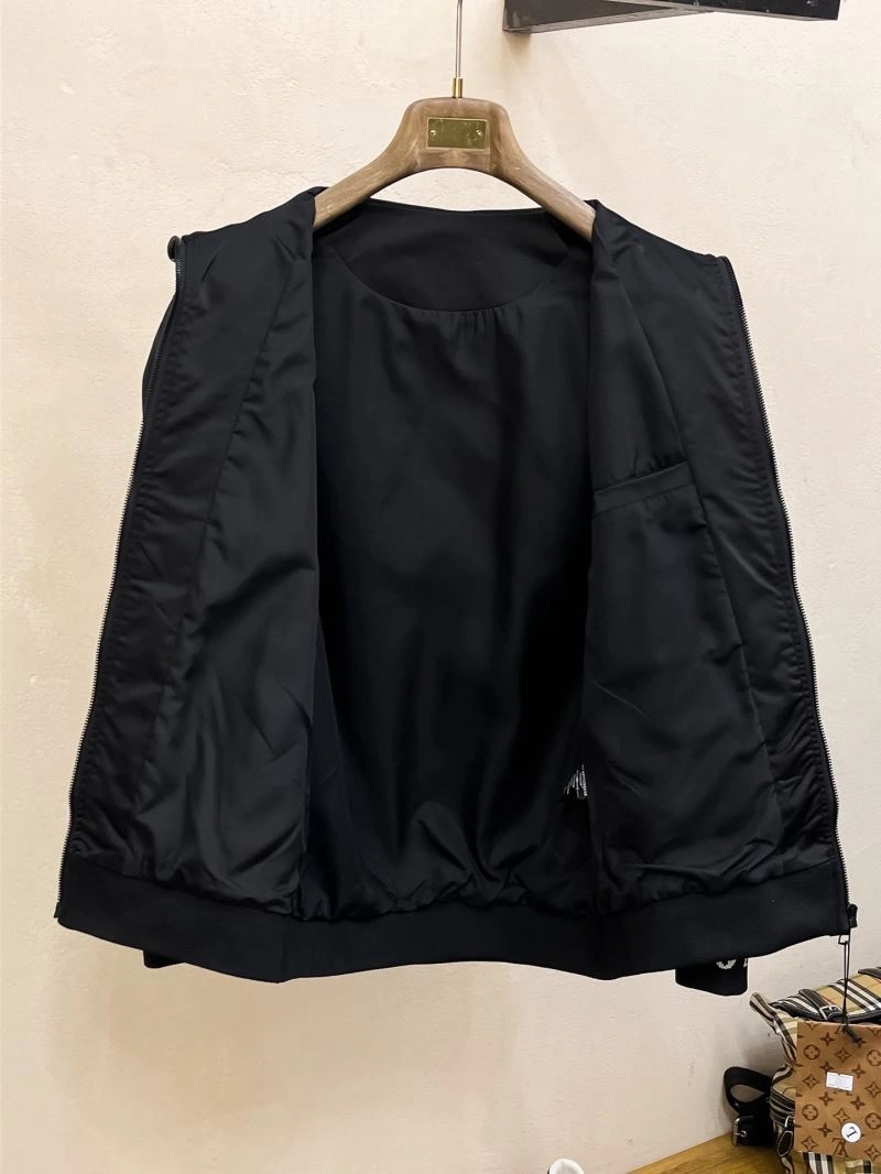 Youthful Louis Vuitton Outwear 137744
