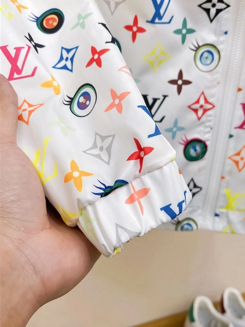 TimelessDesign Louis Vuitton Outwear 137772