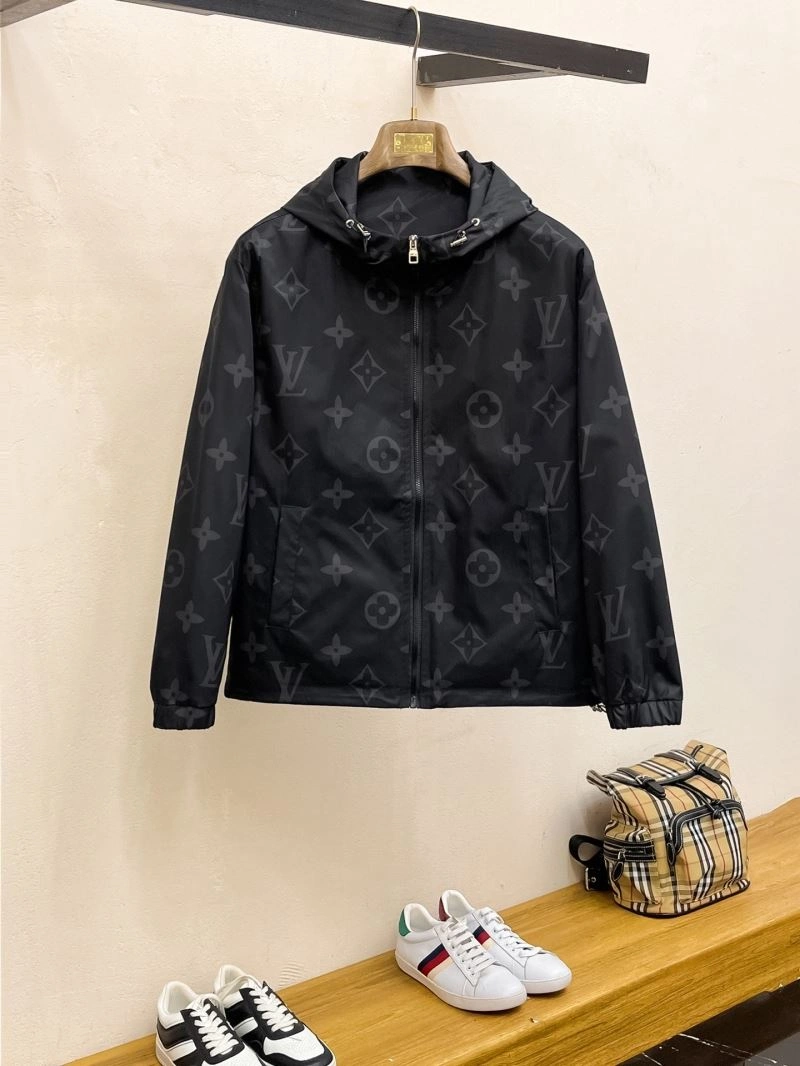 Louis Vuitton Outwear TimelessDesign 137742