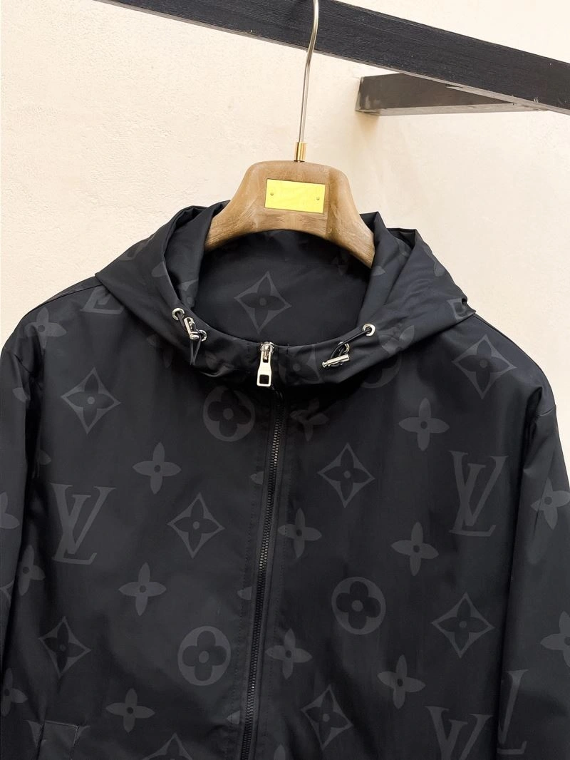 Louis Vuitton Outwear TimelessDesign 137742