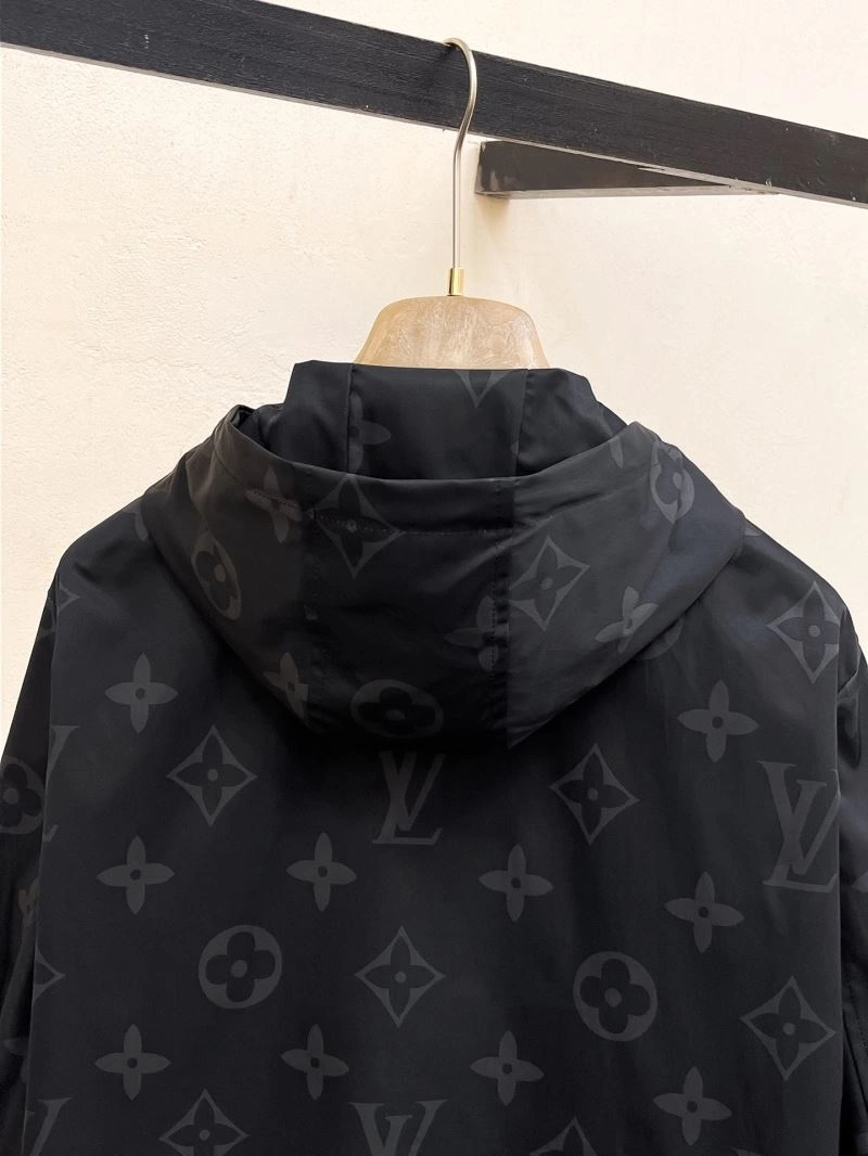 Louis Vuitton Outwear TimelessDesign 137742