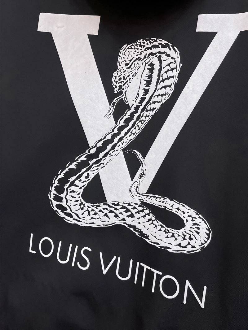 TimelessDesign Louis Vuitton Outwear 137736