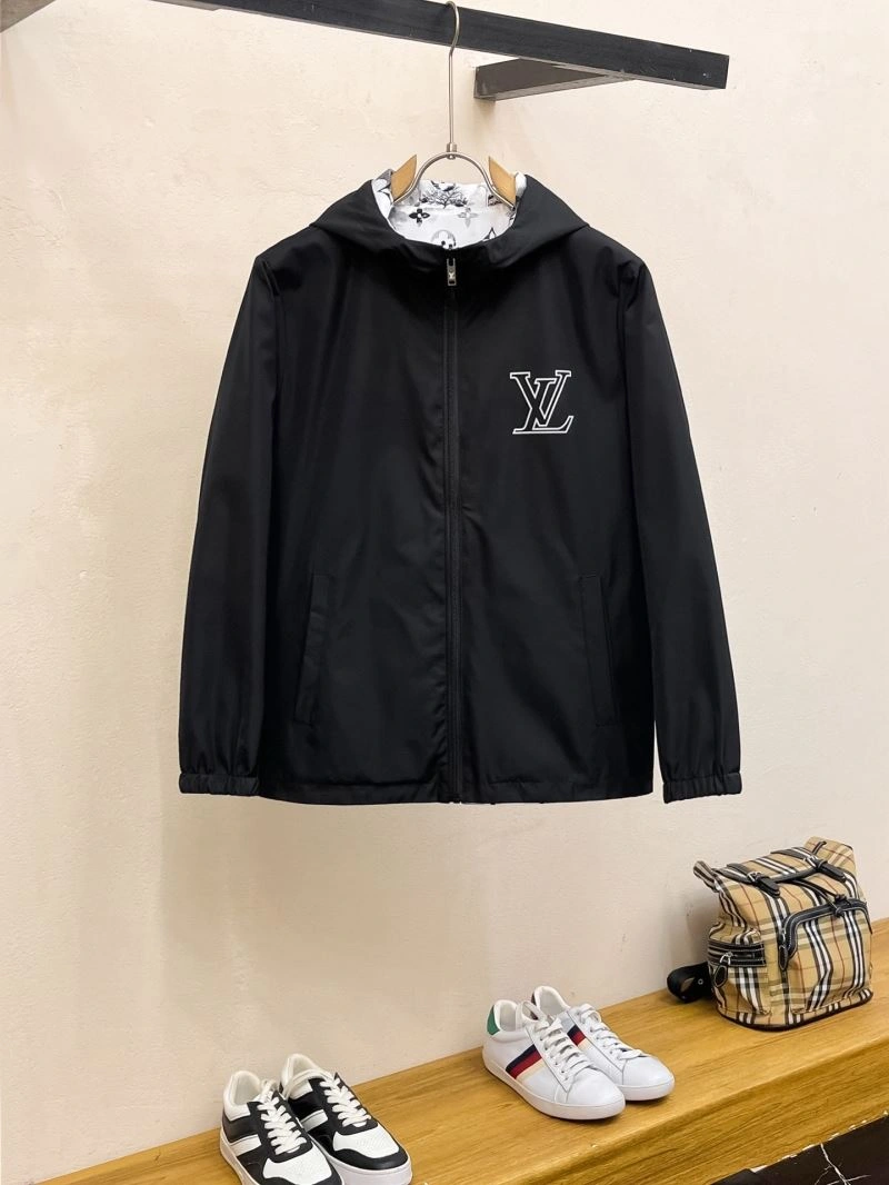 TimelessDesign Louis Vuitton Outwear 137736