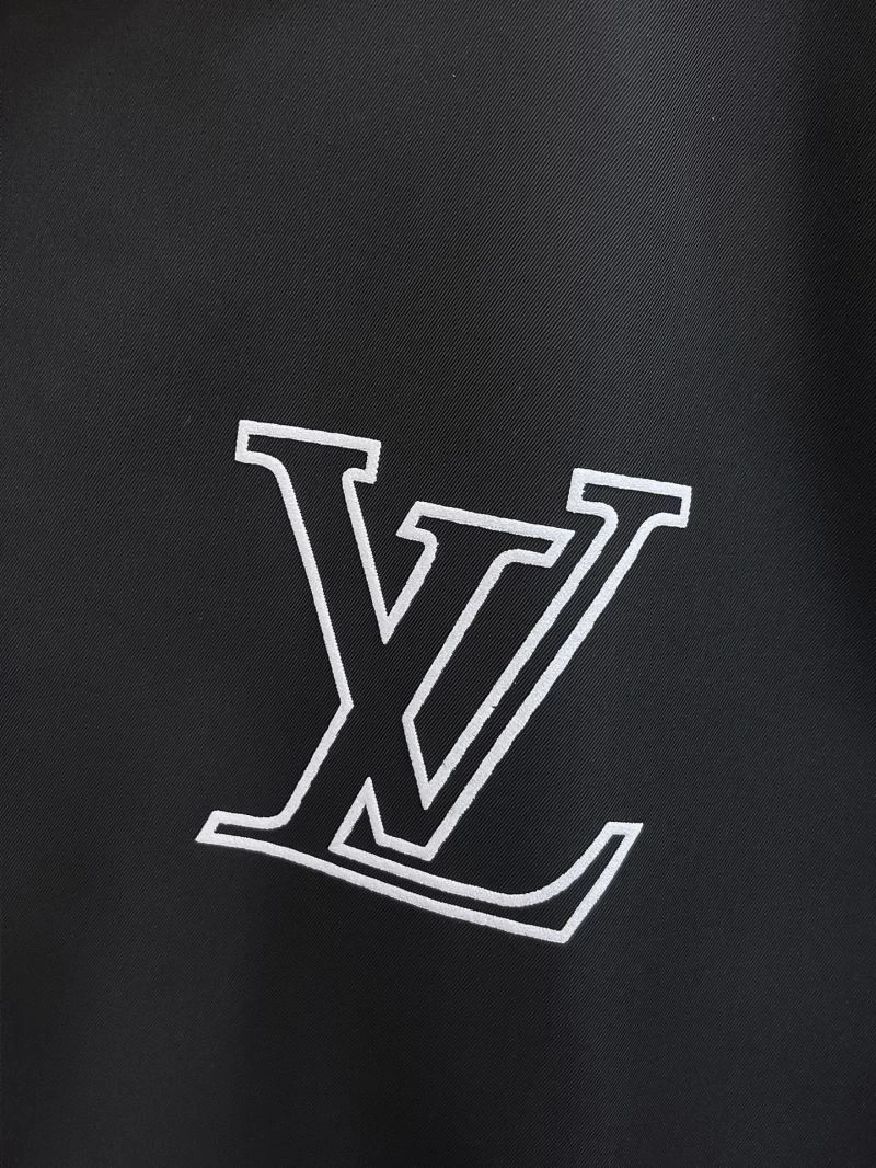TimelessDesign Louis Vuitton Outwear 137736