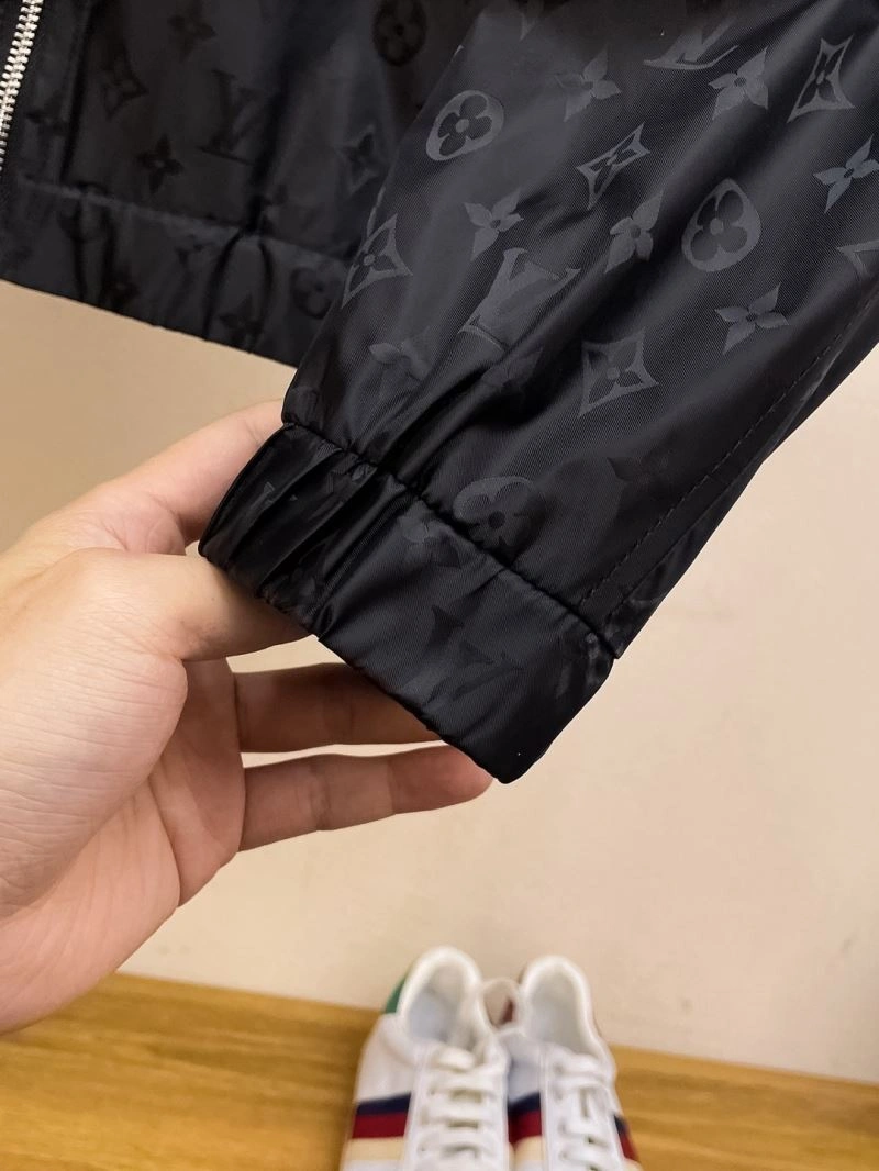Louis Vuitton Outwear Efficient 137731