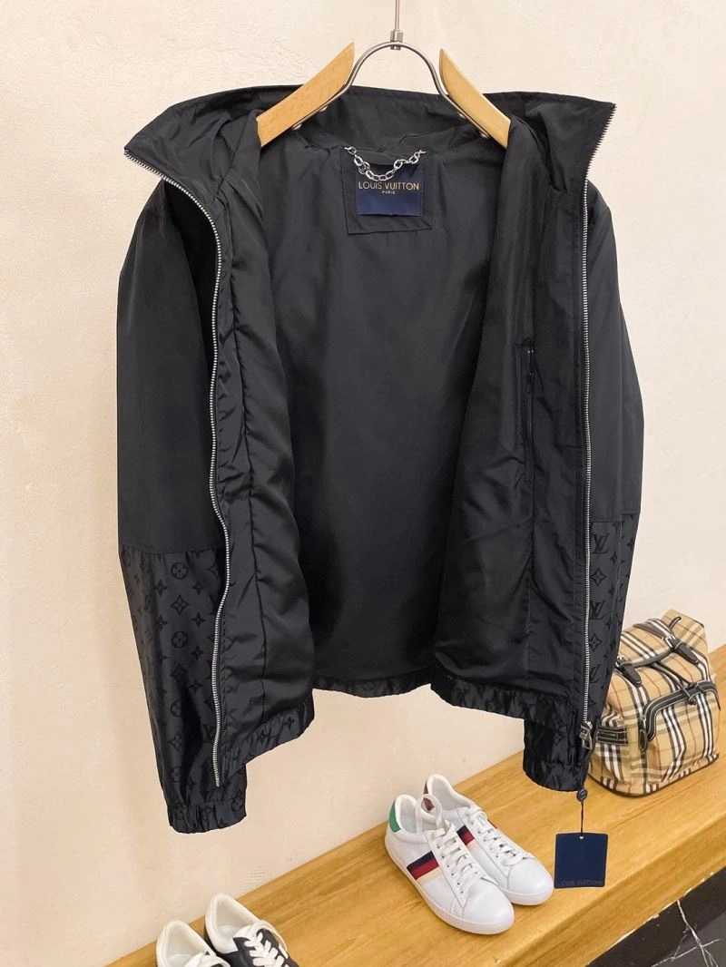 Louis Vuitton Outwear Efficient 137731