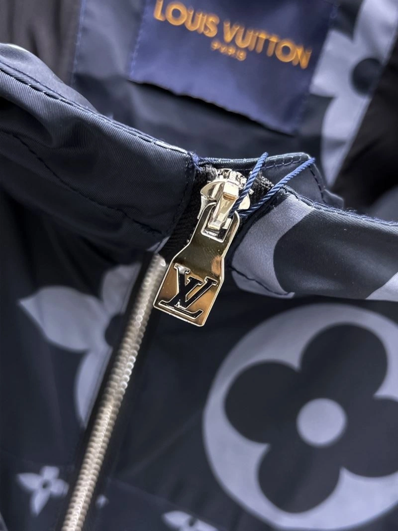 Sustainable Louis Vuitton Outwear 137730