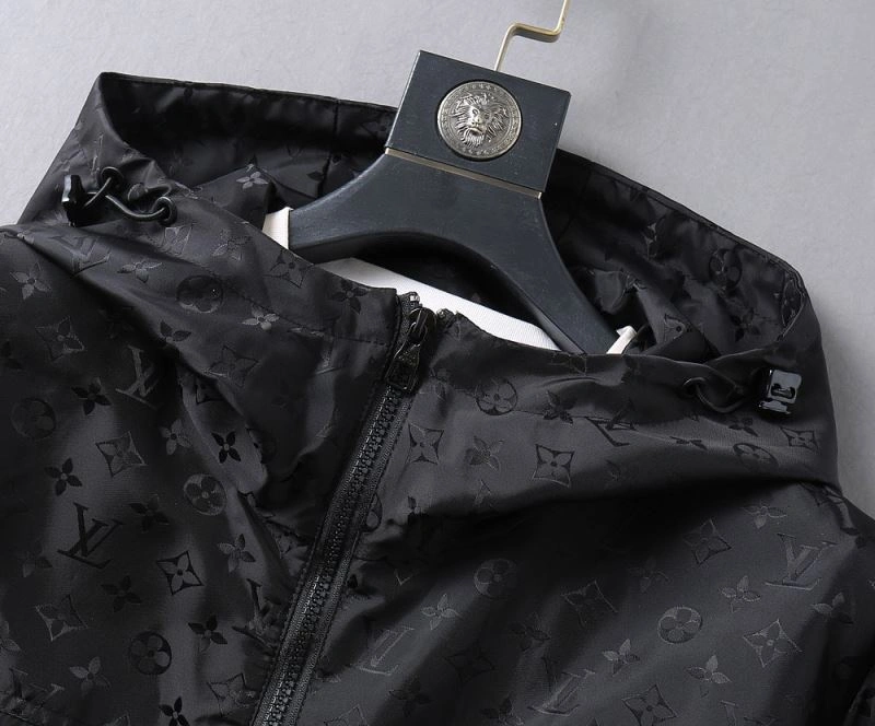 OnTrend Louis Vuitton Outwear 137729