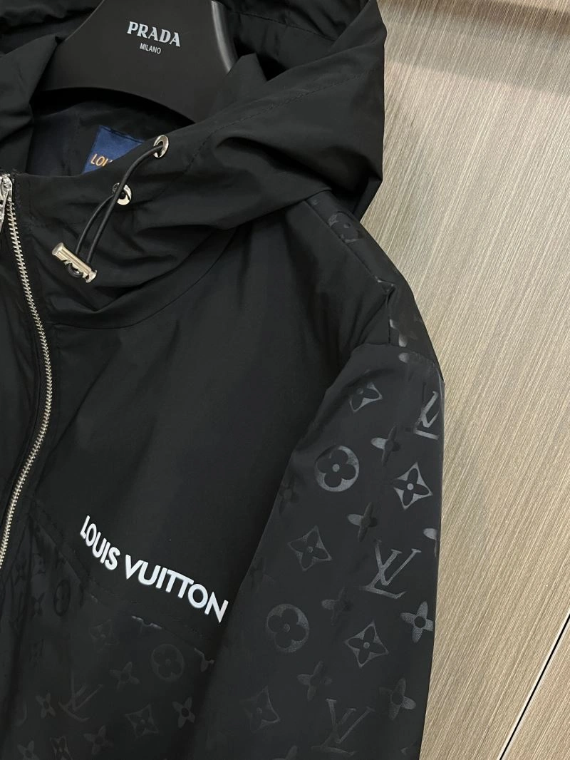 Louis Vuitton Outwear AllSeason 137714