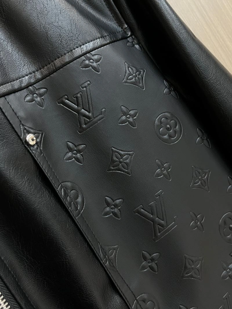 Louis Vuitton Outwear Timeless 137713