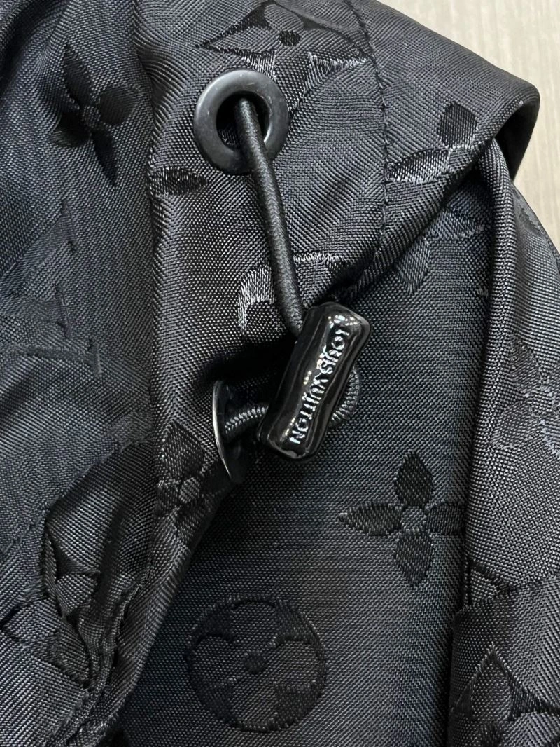 Durable Louis Vuitton Outwear 137715