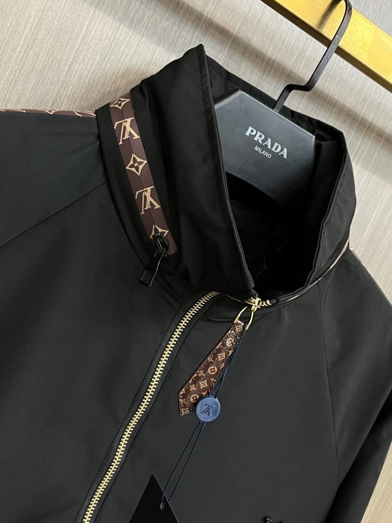 Louis Vuitton Outwear Flexible 137720