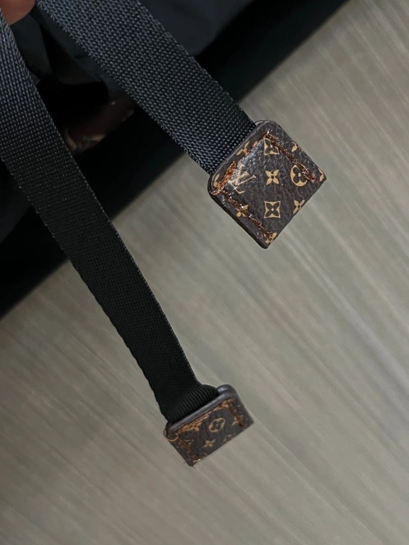 Louis Vuitton Outwear Flexible 137720