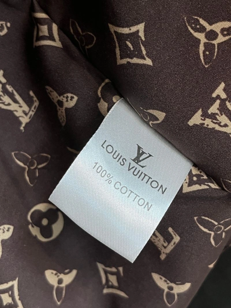 Louis Vuitton Outwear Flexible 137720