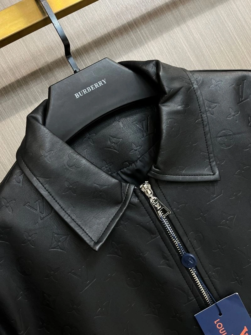 Original Louis Vuitton Outwear 137722