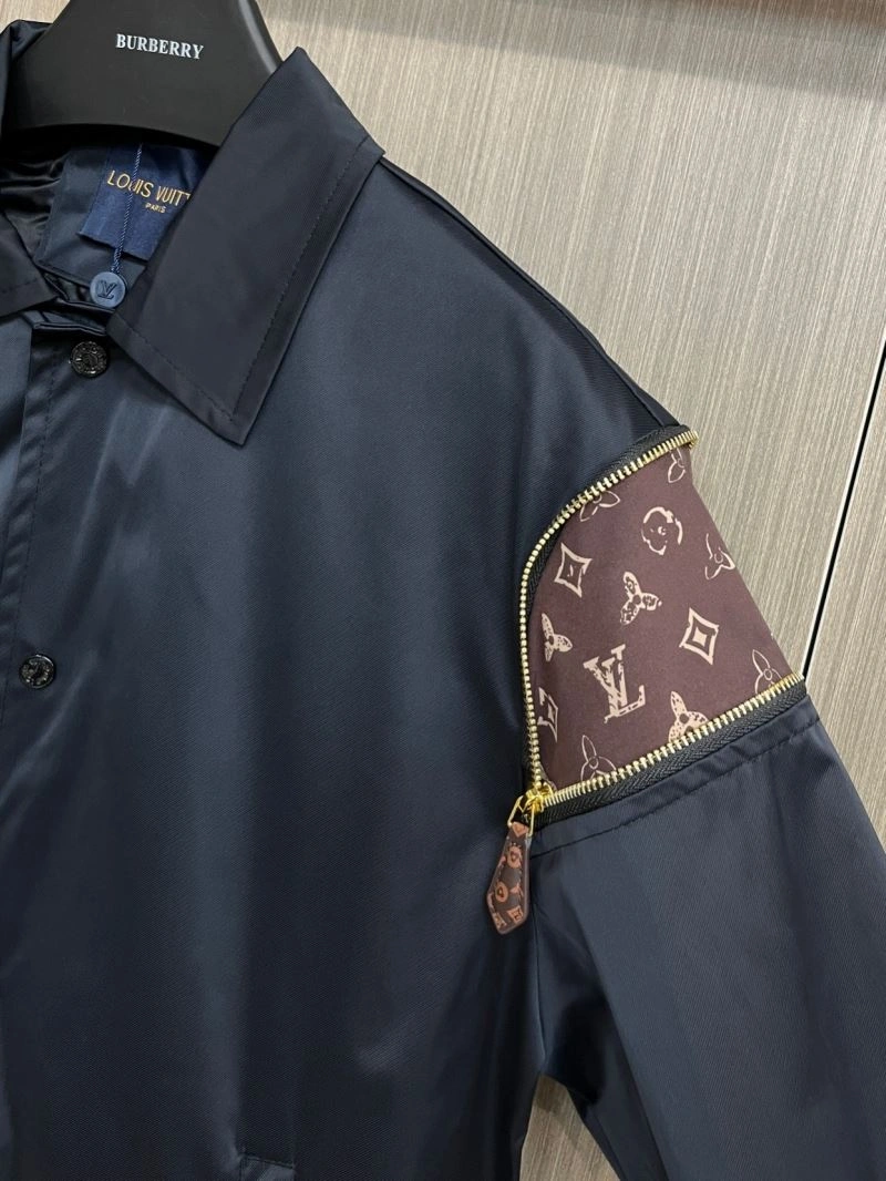 Louis Vuitton Outwear Seasonal 137710