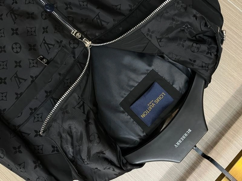 Louis Vuitton Outwear WellDesigned 137719