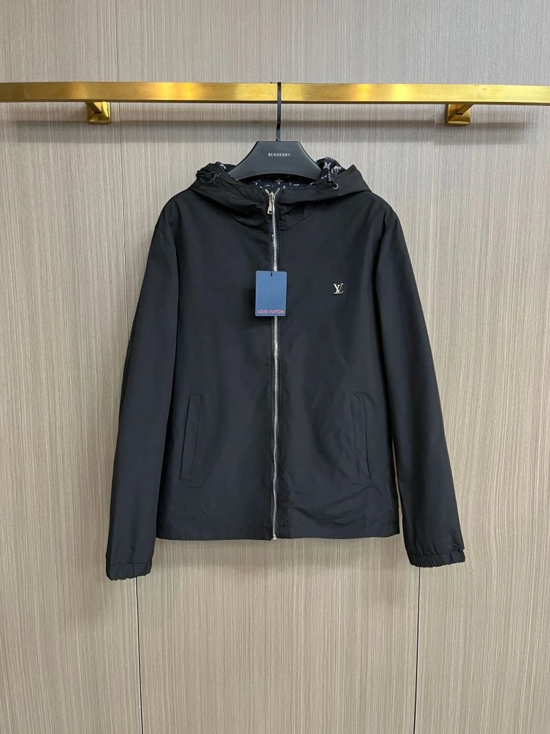 Durable Louis Vuitton Outwear 137708