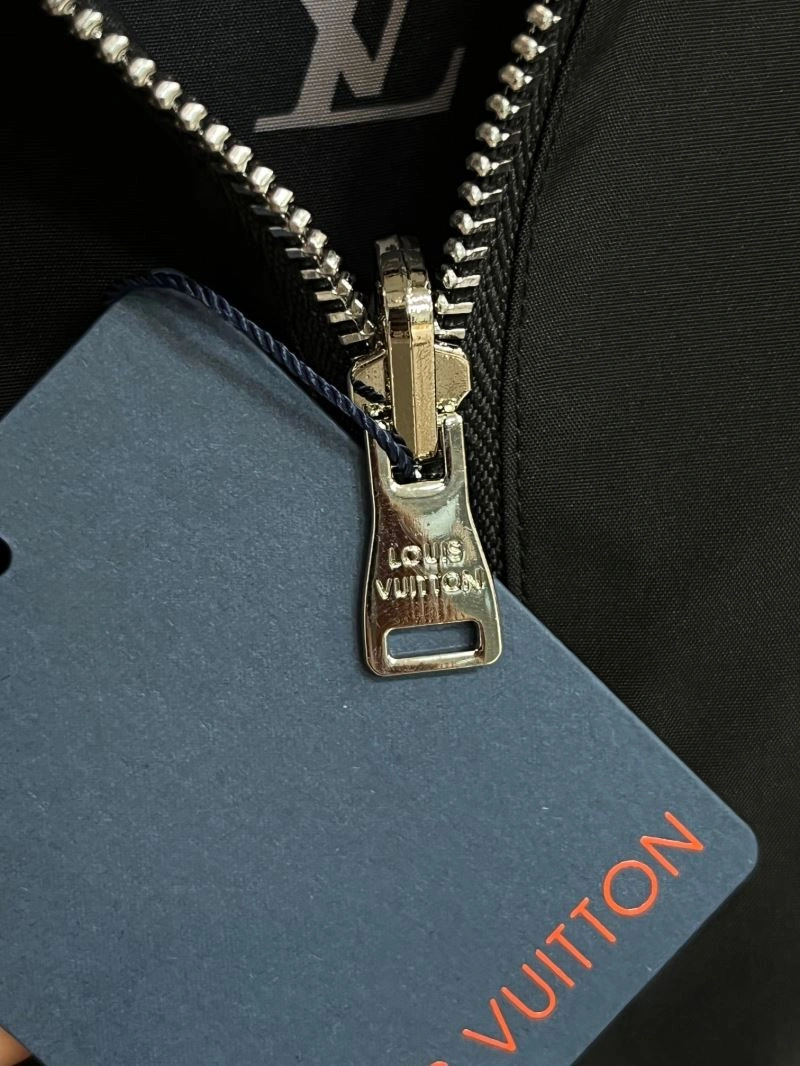 Durable Louis Vuitton Outwear 137708