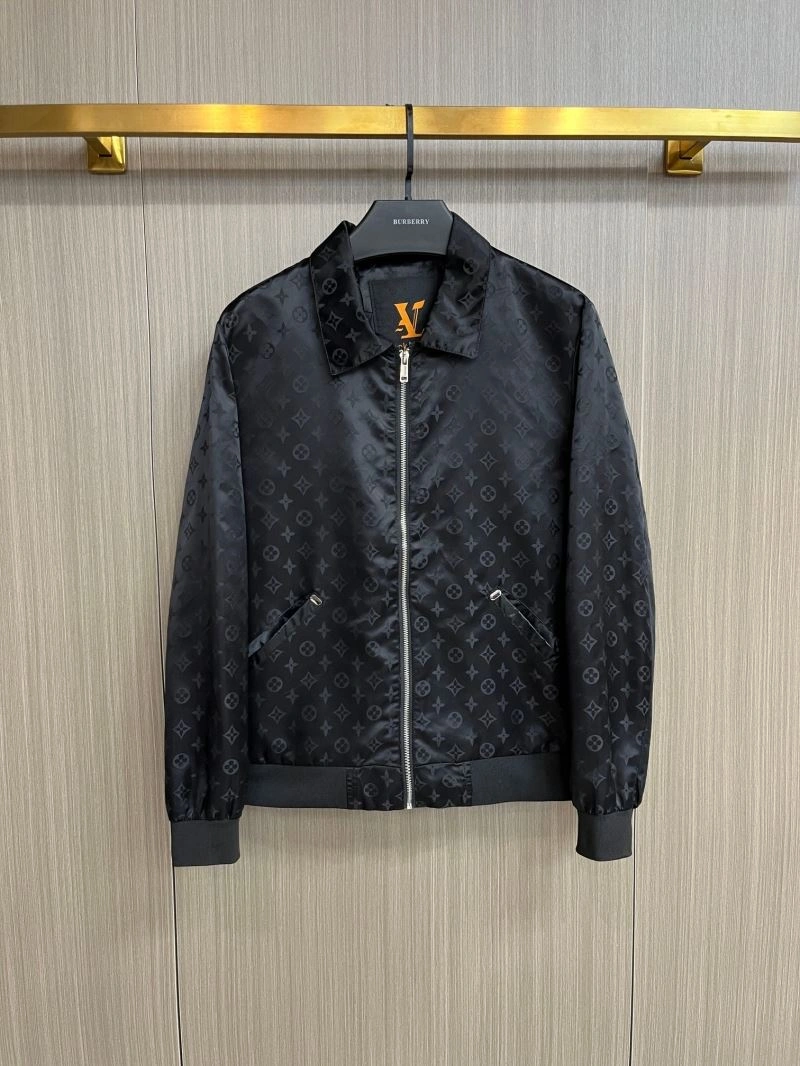ZipUp Louis Vuitton Outwear 137704