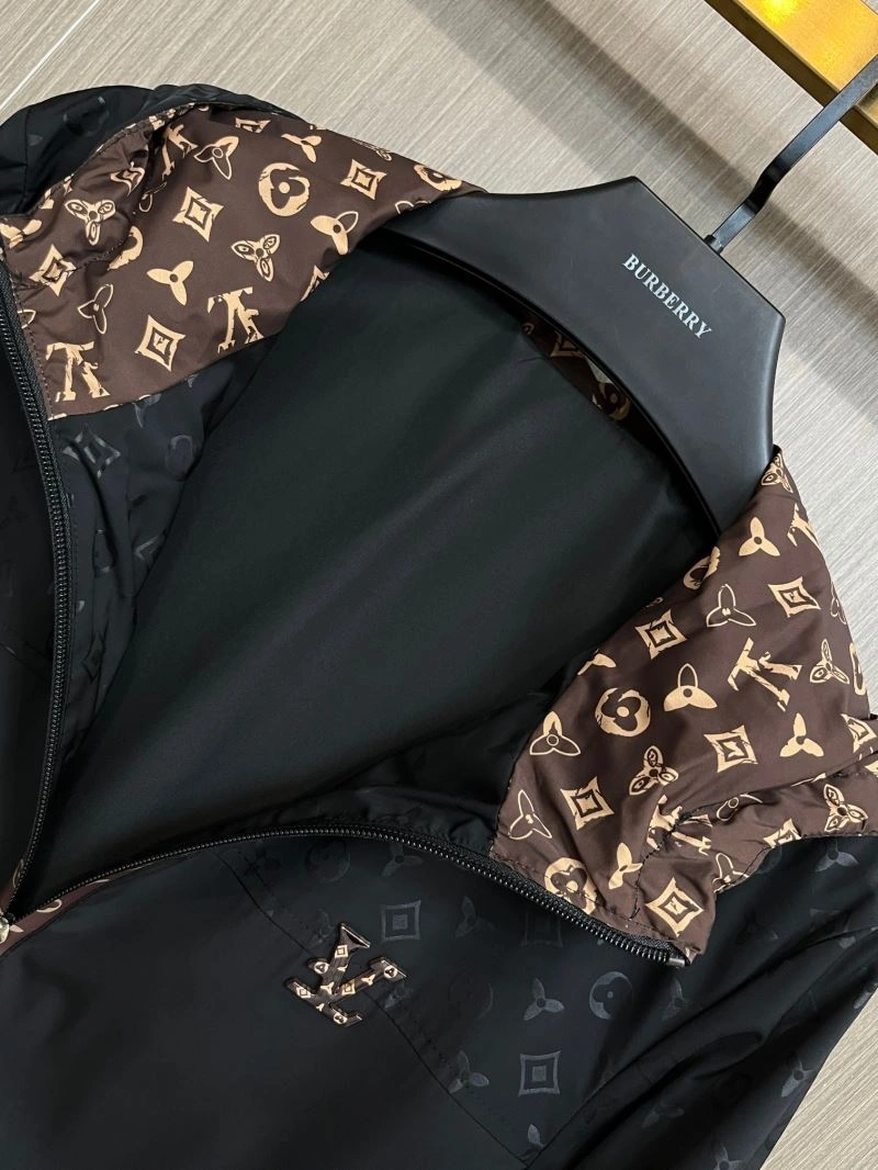 Durable Louis Vuitton Outwear 137707