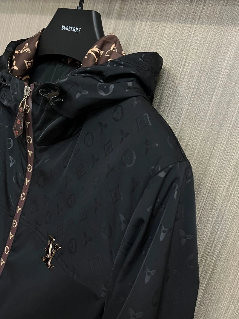 Durable Louis Vuitton Outwear 137707