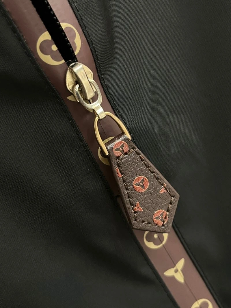 Durable Louis Vuitton Outwear 137707