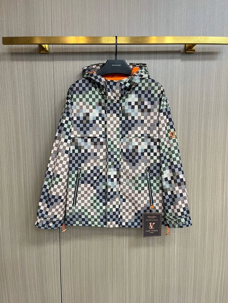 Comfortable Louis Vuitton Outwear 137702