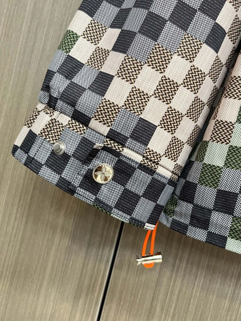 Comfortable Louis Vuitton Outwear 137702