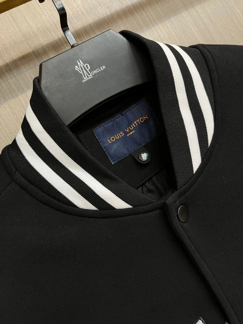 Louis Vuitton Outwear Versatile 137697