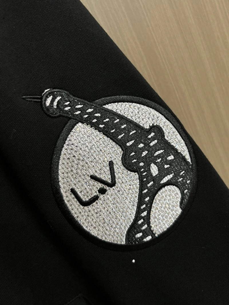 Louis Vuitton Outwear Versatile 137697