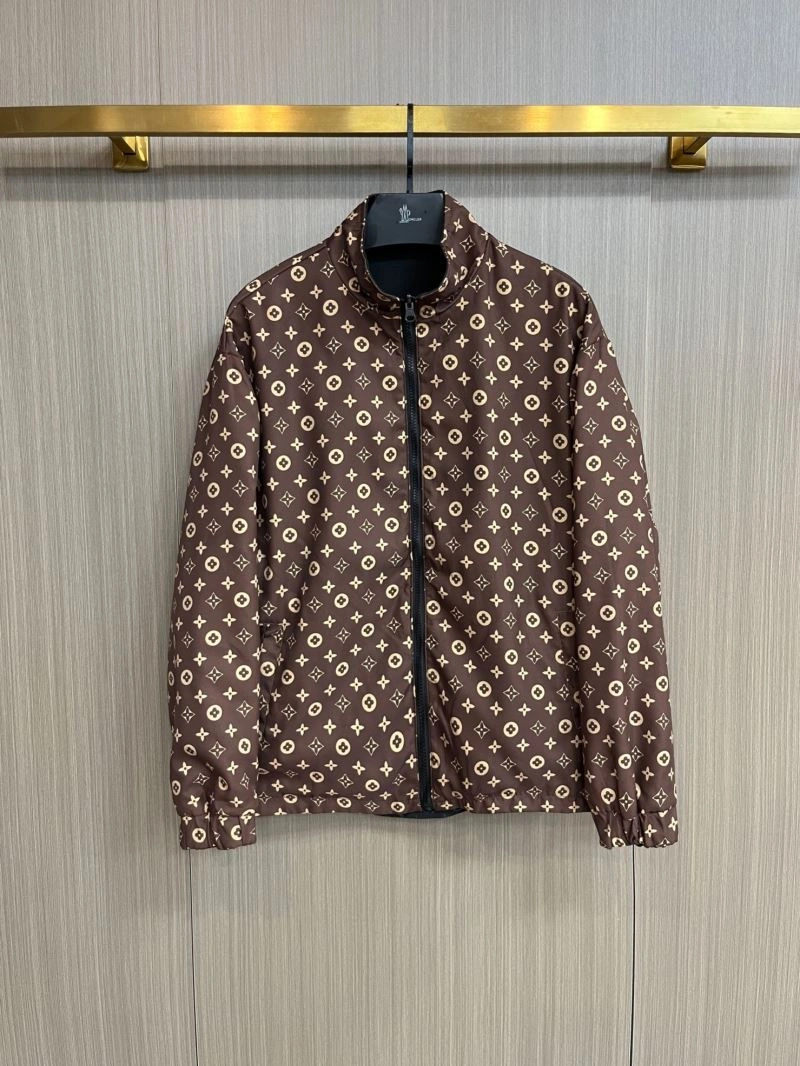 Refined Louis Vuitton Outwear 137679