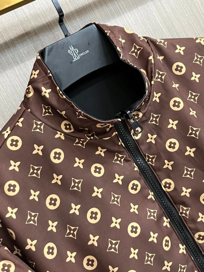 Refined Louis Vuitton Outwear 137679