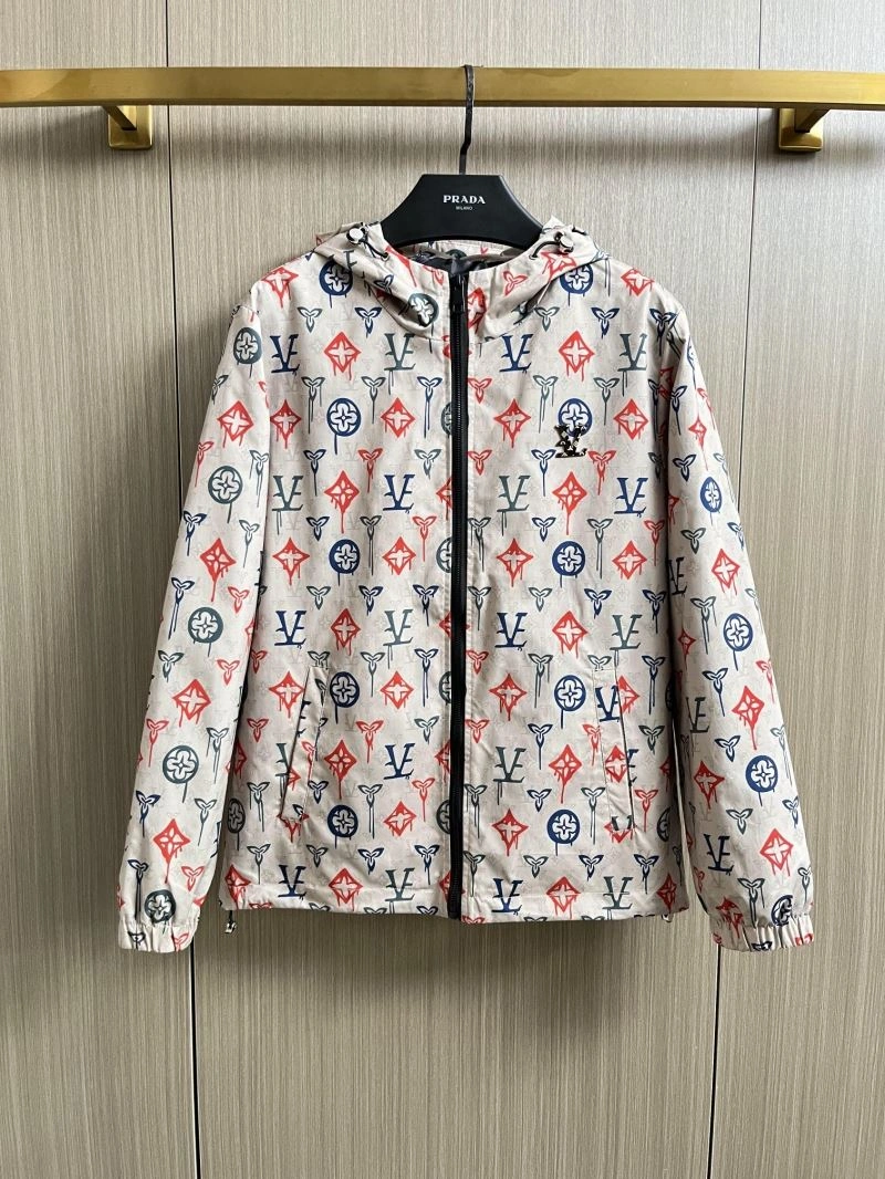 Attractive Louis Vuitton Outwear 137686