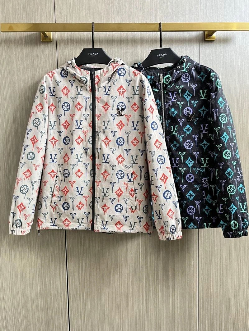 Attractive Louis Vuitton Outwear 137686