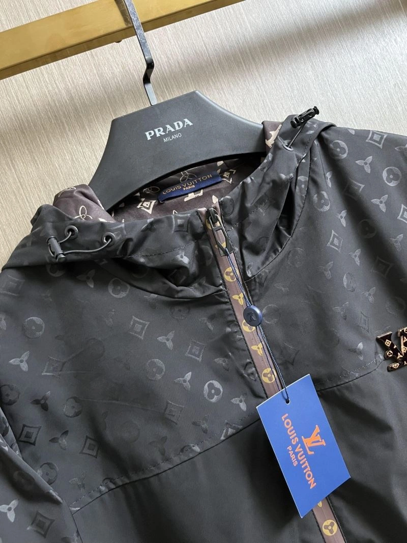Louis Vuitton Outwear WrinkleFree 137693