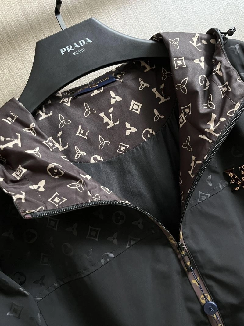 Louis Vuitton Outwear WrinkleFree 137693