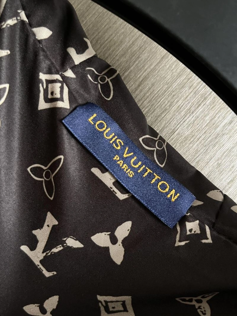 Louis Vuitton Outwear WrinkleFree 137693