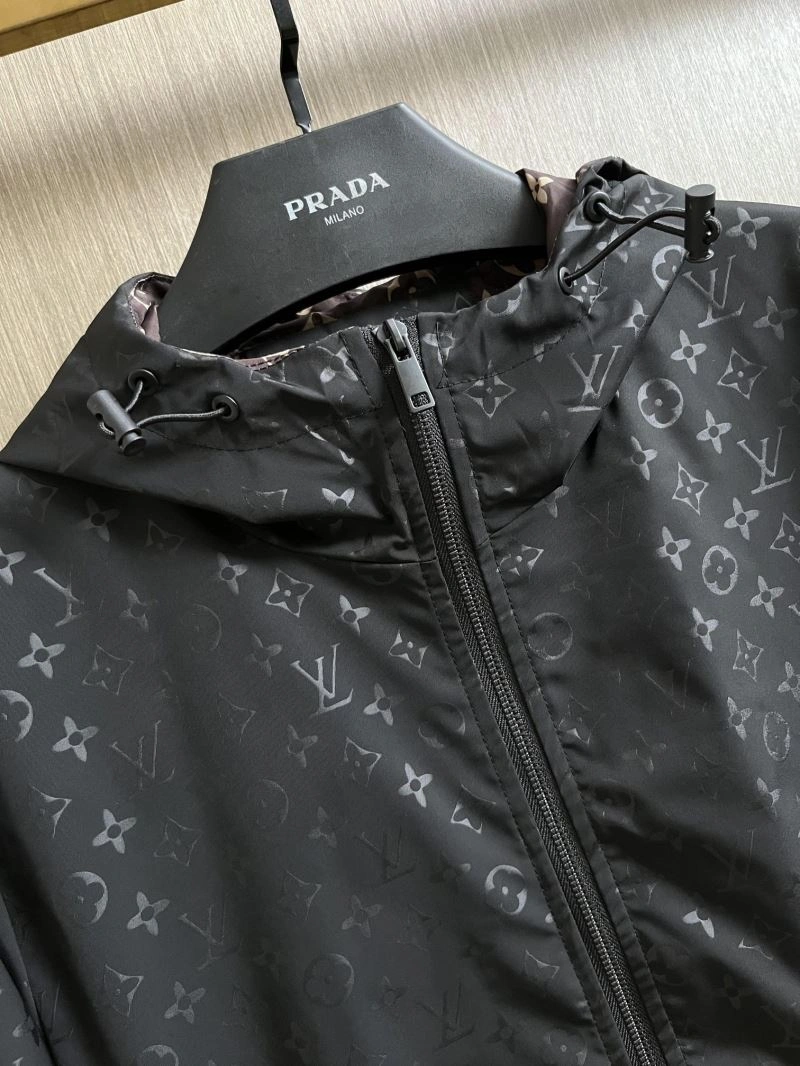 Louis Vuitton Outwear Packable 137684