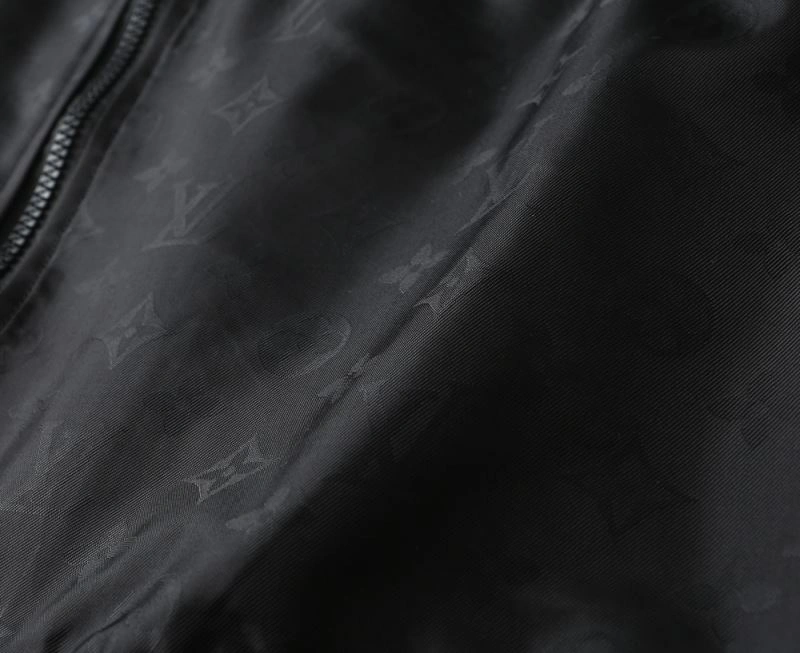 Louis Vuitton Outwear Trendsetting 137692