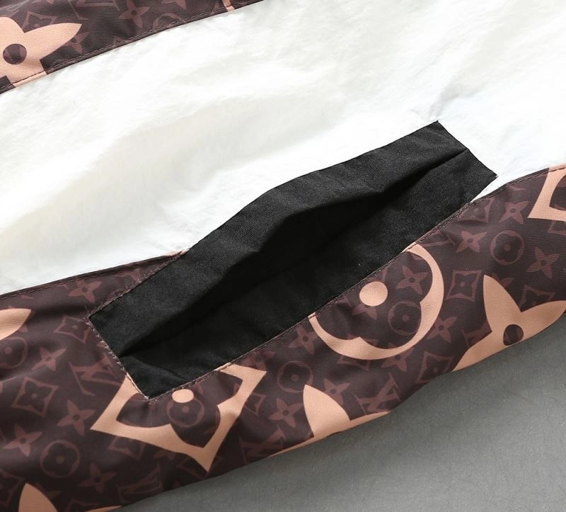 ZipUp Louis Vuitton Outwear 137694