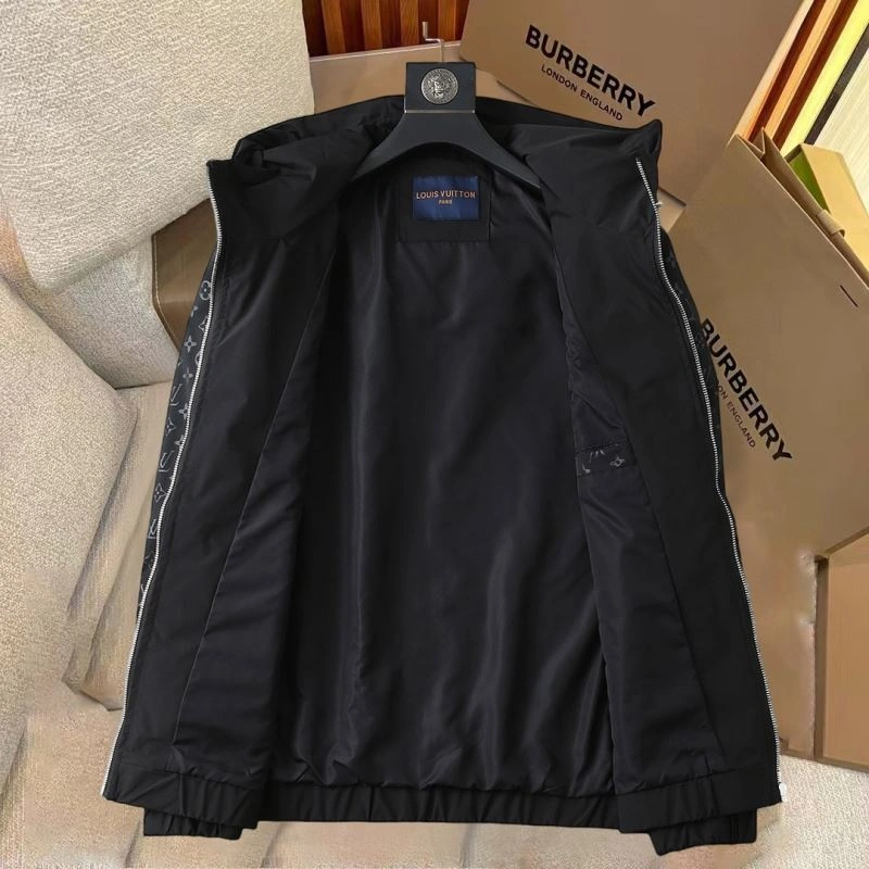 Resilient Louis Vuitton Outwear 137678