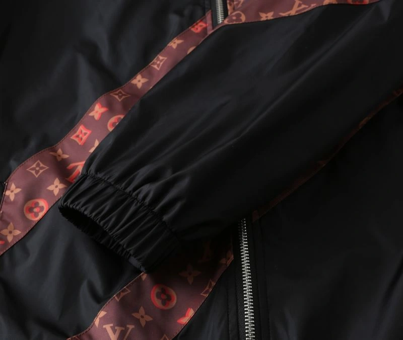 Louis Vuitton Outwear Neat 137675